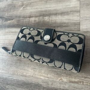 Coach Signature Black Khaki Zip Around Wallet Leather Trim